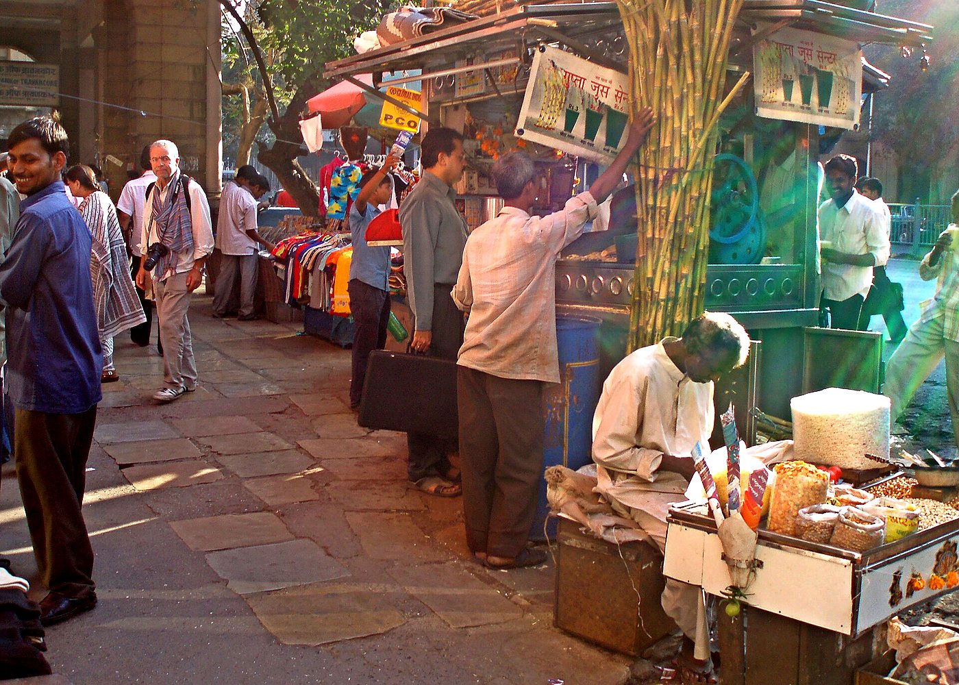 Old Delhi Street Food Tour in Chandni Chowk — photo 3