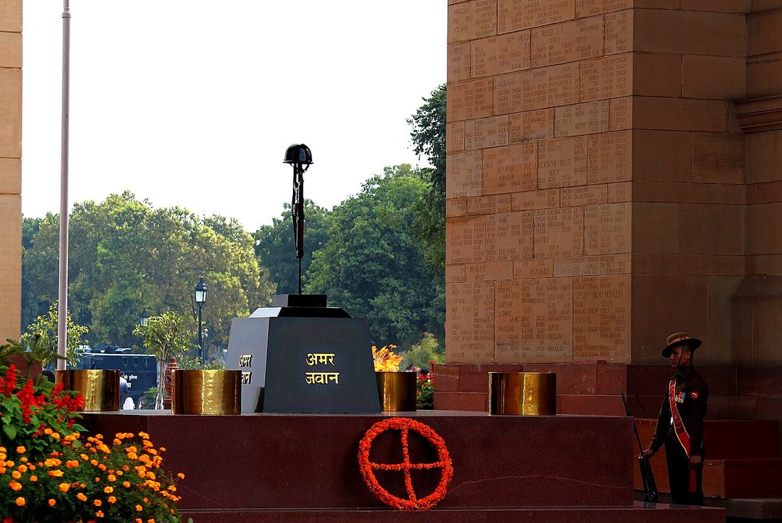 India Gate — Drive Past